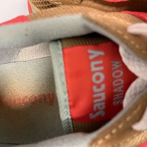 sauscony shadow size 10